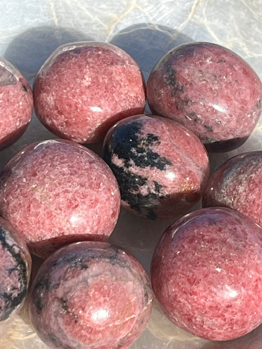 Rhodonite Tumbled Mini Spheres