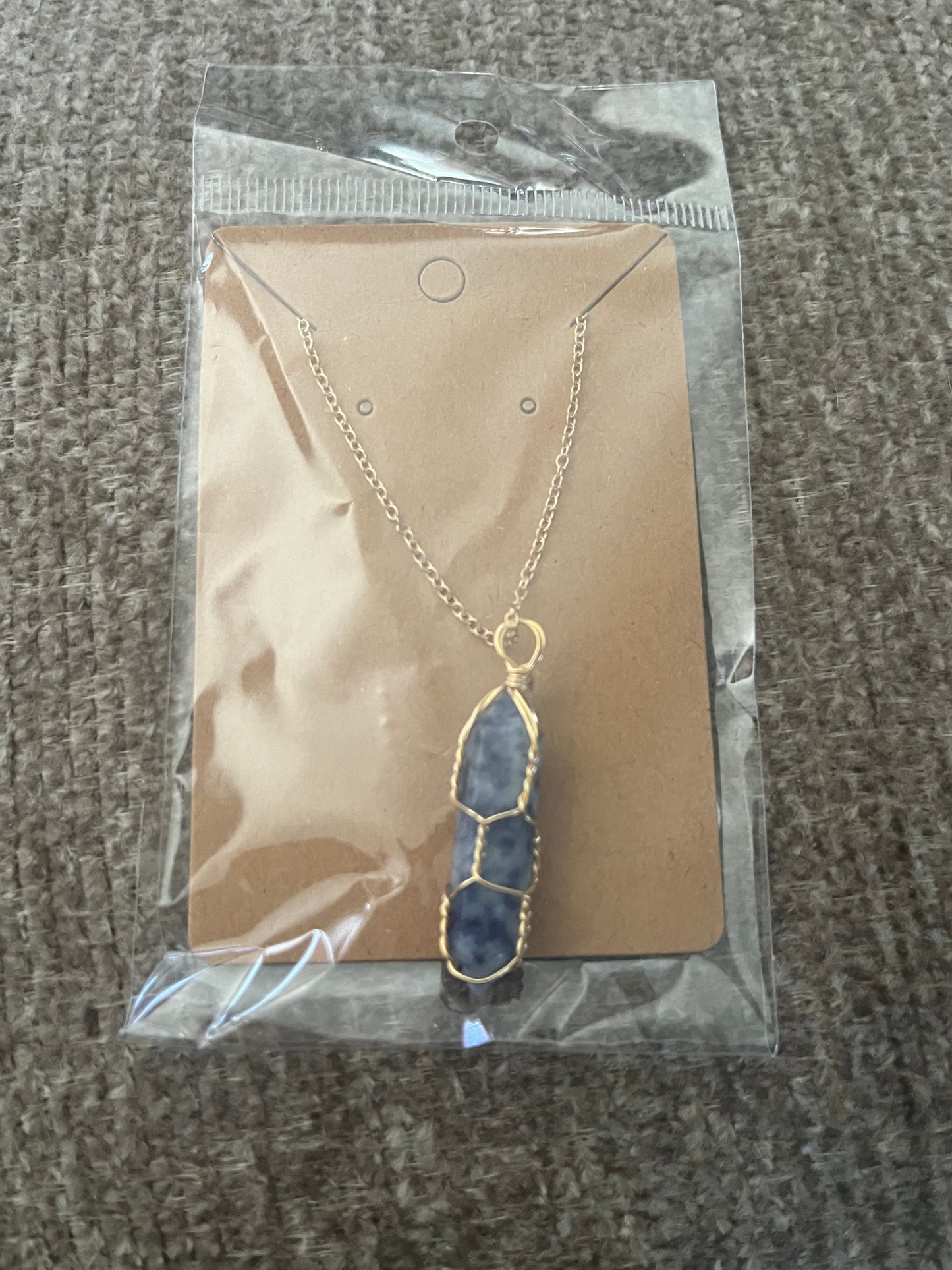 Sodalite Copperwire Pendant and Chain