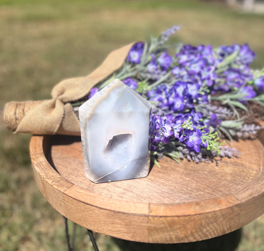 White Lace Agate Tower