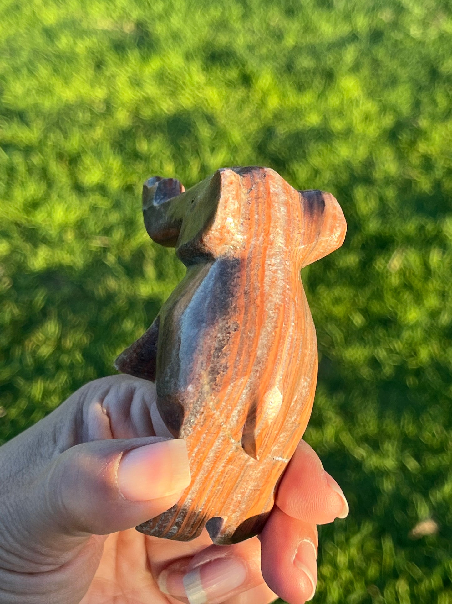 Banded Aragonite and Calcite Elephants